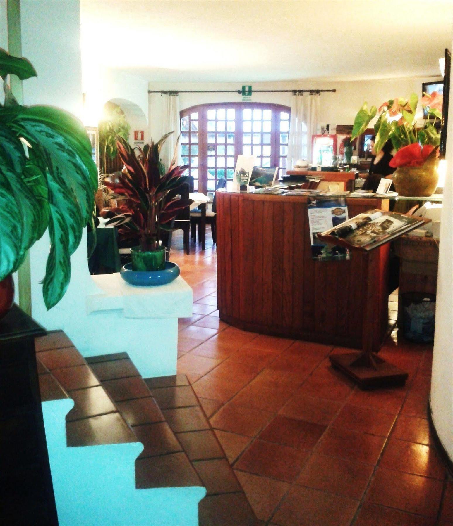 Hotel Pop Cala Gonone Exterior foto